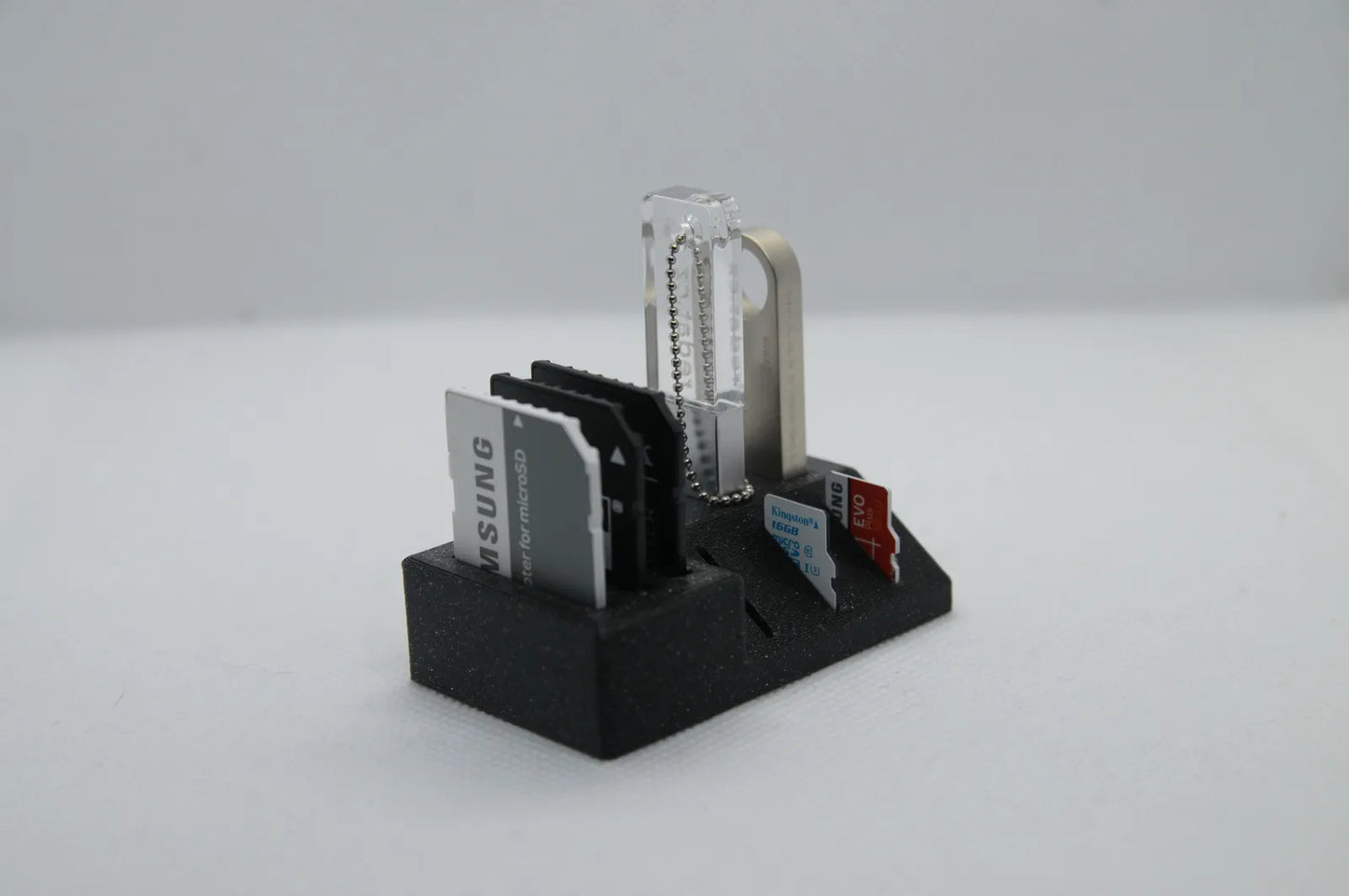 Support clés usb + carte SD